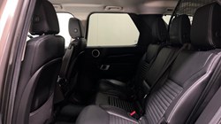 2023 (23) LAND ROVER DISCOVERY 3.0 D300 S 5dr Auto 5225573