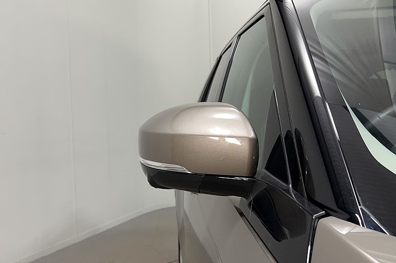 2023 (23) LAND ROVER DISCOVERY 3.0 D300 S 5dr Auto 5225624