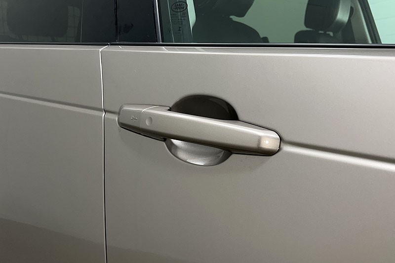 2023 (23) LAND ROVER DISCOVERY 3.0 D300 S 5dr Auto 5225623