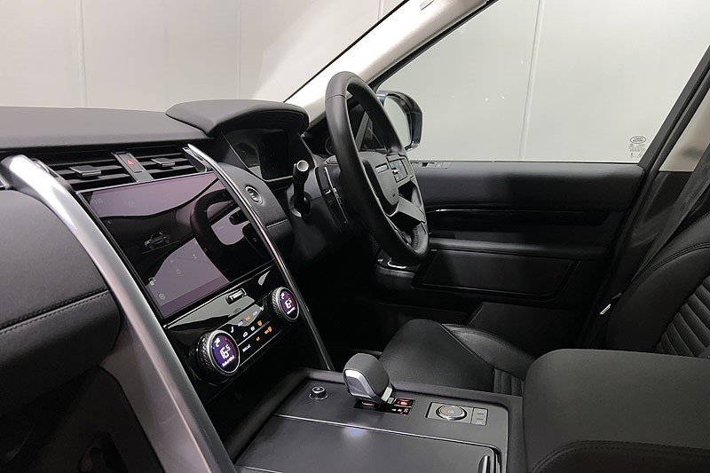 2023 (23) LAND ROVER DISCOVERY 3.0 D300 S 5dr Auto 5225606