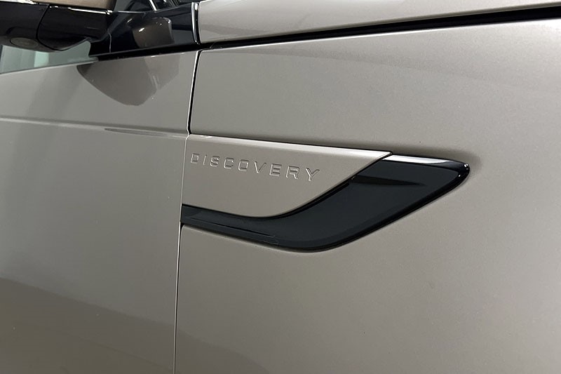 2023 (23) LAND ROVER DISCOVERY 3.0 D300 S 5dr Auto 5225625