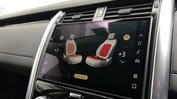 2023 (23) LAND ROVER DISCOVERY 3.0 D300 S 5dr Auto 5225603