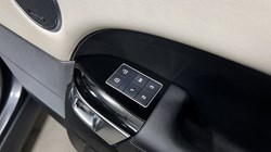 2022 (22) LAND ROVER RANGE ROVER SPORT 3.0 D300 HSE Silver 5dr Auto 5236937