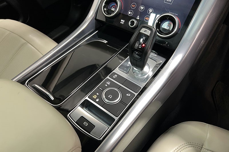 2022 (22) LAND ROVER RANGE ROVER SPORT 3.0 D300 HSE Silver 5dr Auto 5236948