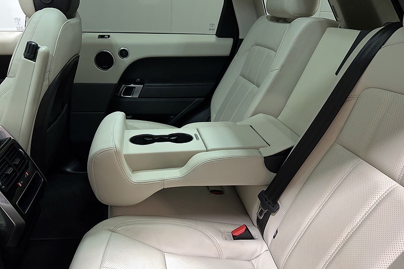 2022 (22) LAND ROVER RANGE ROVER SPORT 3.0 D300 HSE Silver 5dr Auto 5236968