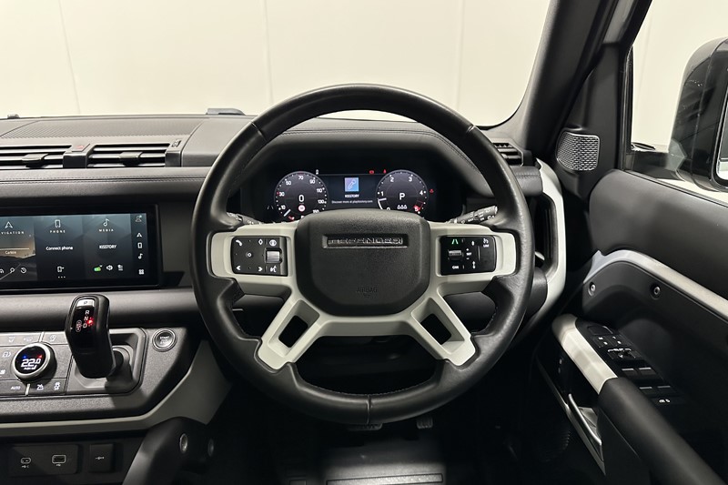 2024 (24) LAND ROVER DEFENDER 3.0 D250 X-Dynamic SE 110 5dr Auto 5230722