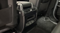 2024 (24) LAND ROVER DEFENDER 3.0 D250 X-Dynamic SE 110 5dr Auto 5230751