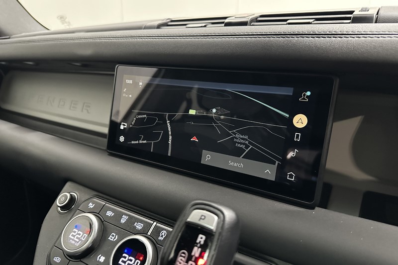 2024 (24) LAND ROVER DEFENDER 3.0 D250 X-Dynamic SE 110 5dr Auto 5230740