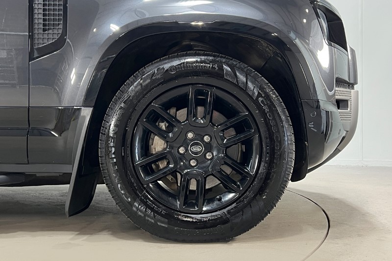 2024 (24) LAND ROVER DEFENDER 2.0 P400e X-Dynamic S 110 5dr Auto 5225694