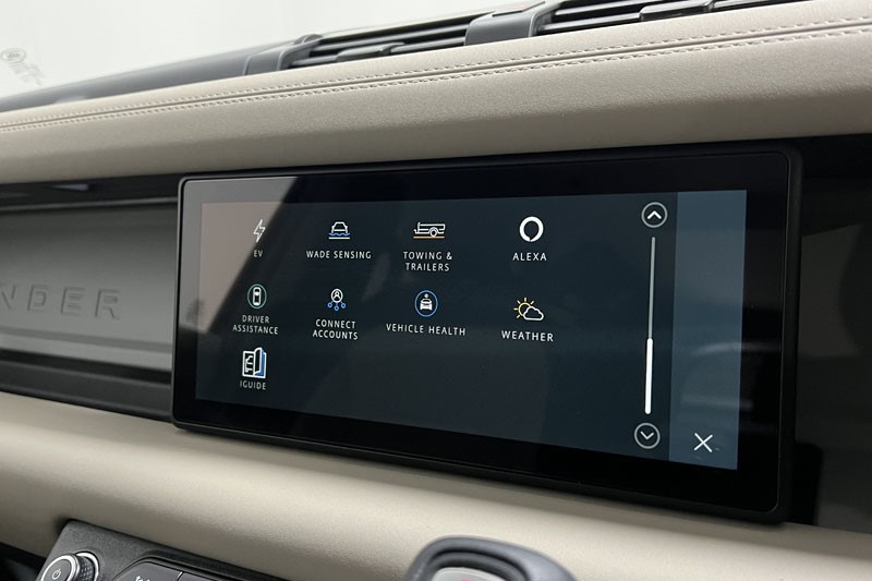 2024 (24) LAND ROVER DEFENDER 2.0 P400e X-Dynamic S 110 5dr Auto 5225719