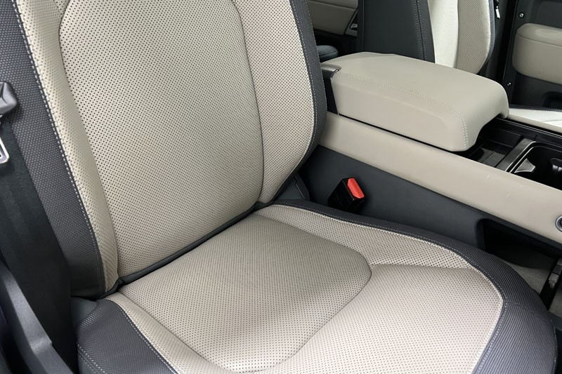 2024 (24) LAND ROVER DEFENDER 2.0 P400e X-Dynamic S 110 5dr Auto 5225704