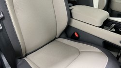 2024 (24) LAND ROVER DEFENDER 2.0 P400e X-Dynamic S 110 5dr Auto 5225704