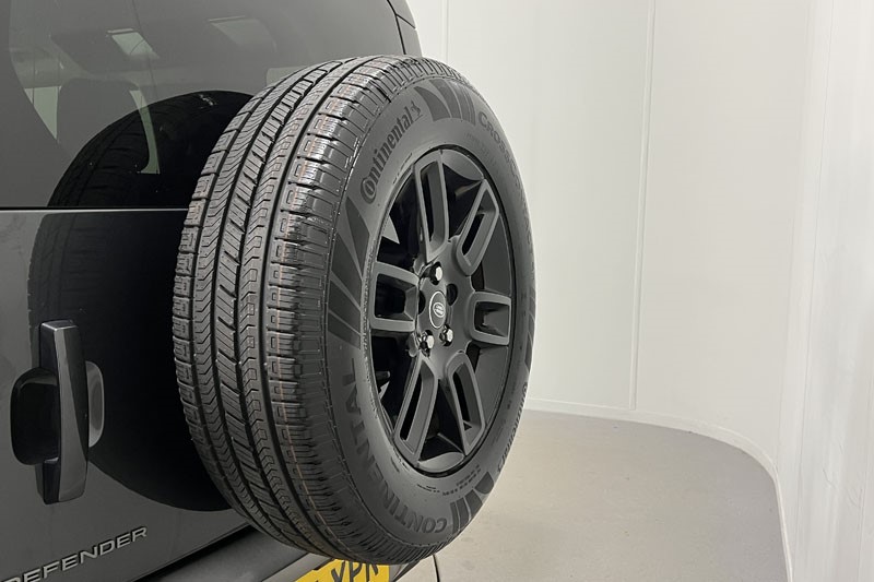 2024 (24) LAND ROVER DEFENDER 2.0 P400e X-Dynamic S 110 5dr Auto 5225731