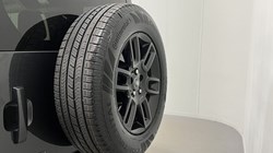 2024 (24) LAND ROVER DEFENDER 2.0 P400e X-Dynamic S 110 5dr Auto 5225731