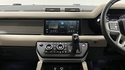 2024 (24) LAND ROVER DEFENDER 2.0 P400e X-Dynamic S 110 5dr Auto 5225696