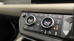 2024 (24) LAND ROVER DEFENDER 2.0 P400e X-Dynamic S 110 5dr Auto 5225711