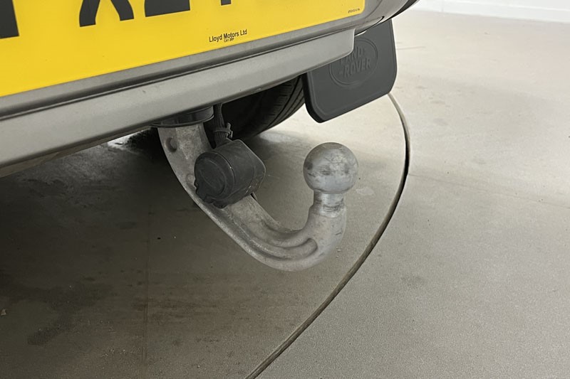 2024 (24) LAND ROVER DEFENDER 2.0 P400e X-Dynamic S 110 5dr Auto 5225732