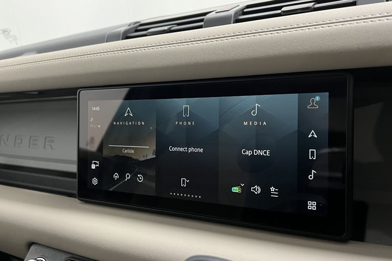 2024 (24) LAND ROVER DEFENDER 2.0 P400e X-Dynamic S 110 5dr Auto 5225714