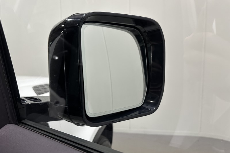 2022 (72) LAND ROVER DEFENDER 3.0 D250 X-Dynamic S 110 5dr Auto 5239348