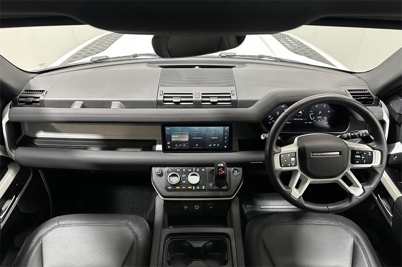 2022 (72) LAND ROVER DEFENDER 3.0 D250 X-Dynamic S 110 5dr Auto 5239341