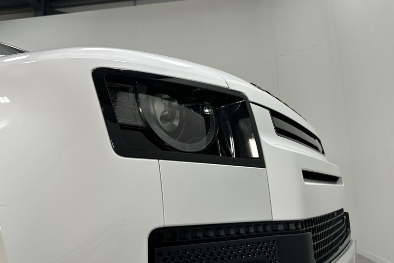 2022 (72) LAND ROVER DEFENDER 3.0 D250 X-Dynamic S 110 5dr Auto 5239391