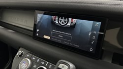 2022 (72) LAND ROVER DEFENDER 3.0 D250 X-Dynamic S 110 5dr Auto 5239368