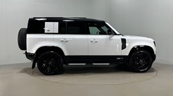 2022 (72) LAND ROVER DEFENDER 3.0 D250 X-Dynamic S 110 5dr Auto 5239337