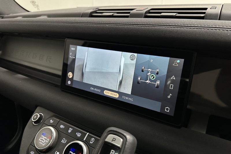 2022 (72) LAND ROVER DEFENDER 3.0 D250 X-Dynamic S 110 5dr Auto 5239364