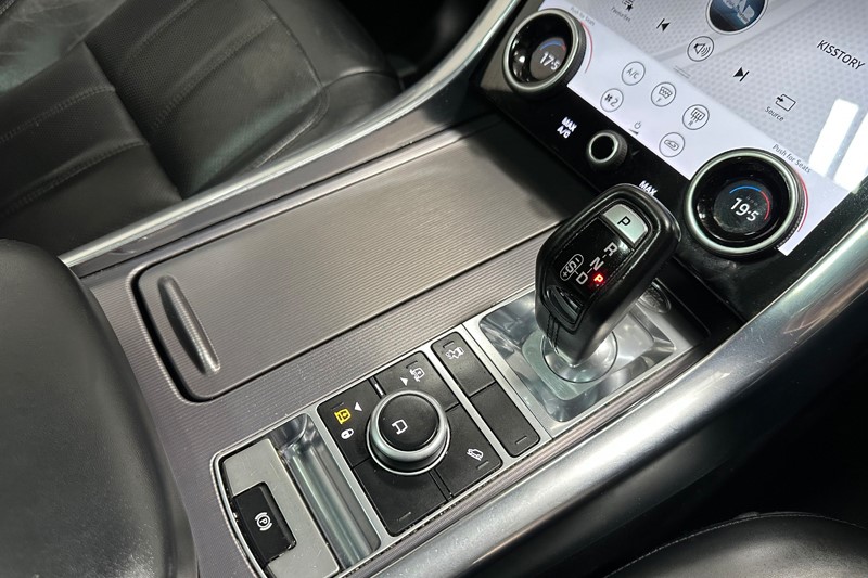 2020 (70) LAND ROVER RANGE ROVER SPORT 3.0 SDV6 HSE 5dr Auto 5231555