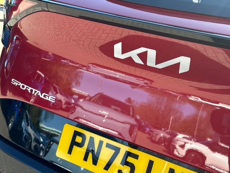 2025 (75) KIA SPORTAGE 1.6T GDi 157 48V ISG GT-Line 5dr DCT 5321095