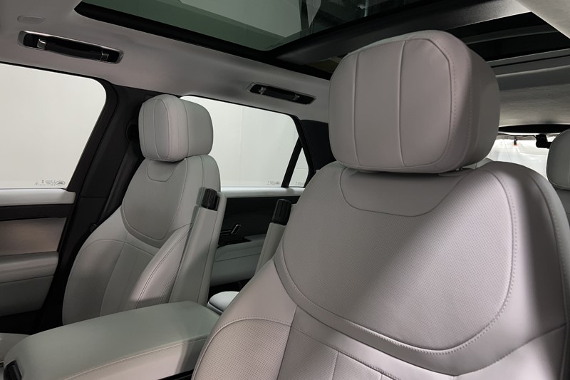 2023 (73) LAND ROVER RANGE ROVER SPORT 3.0 D300 SE 5dr Auto 5235743