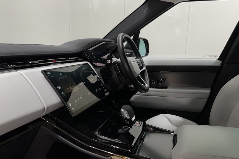 2023 (73) LAND ROVER RANGE ROVER SPORT 3.0 D300 SE 5dr Auto 5235742