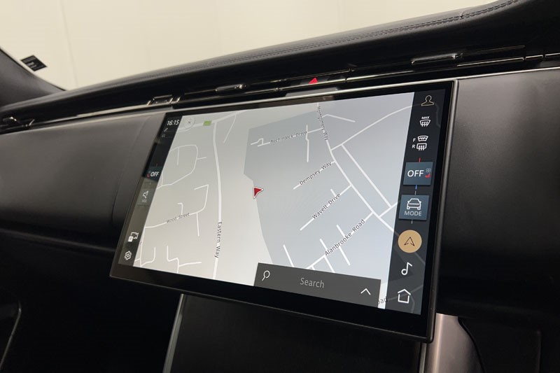 2025 (25) LAND ROVER RANGE ROVER 3.0 P460e SE 4dr Auto 5236896