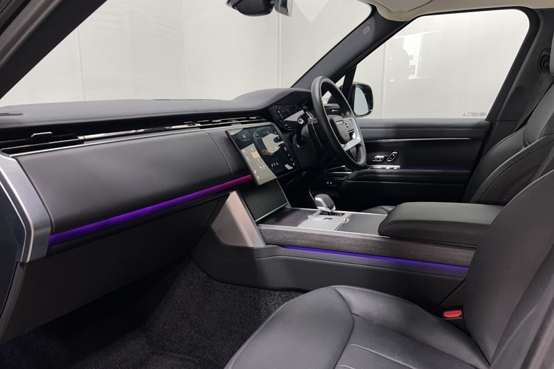 2025 (25) LAND ROVER RANGE ROVER 3.0 P460e SE 4dr Auto 5236902