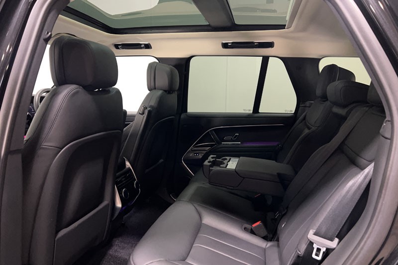 2025 (25) LAND ROVER RANGE ROVER 3.0 P460e SE 4dr Auto 5236910