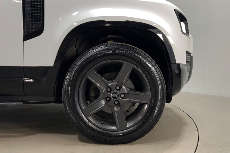 2022 (72) LAND ROVER DEFENDER 3.0 D250 X-Dynamic SE 90 3dr Auto 5248491