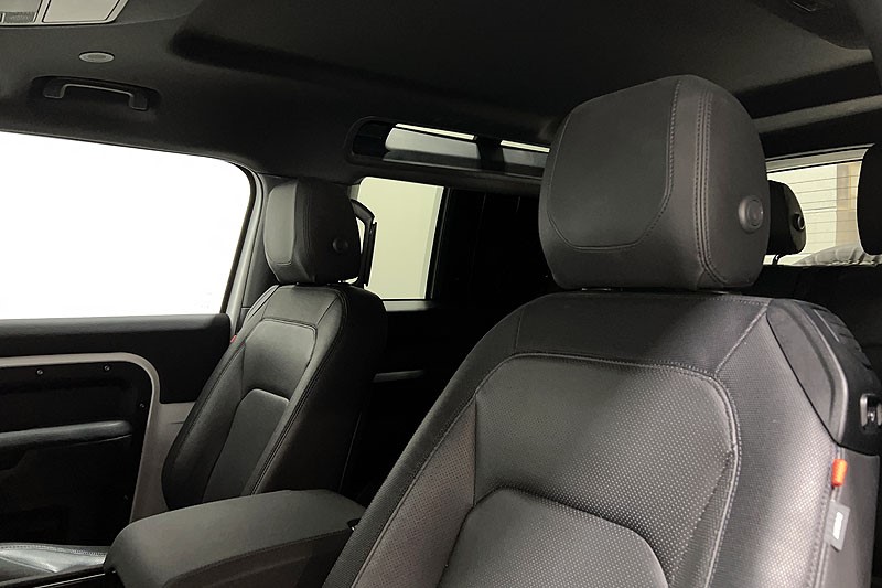 2022 (72) LAND ROVER DEFENDER 3.0 D250 X-Dynamic SE 90 3dr Auto 5248519