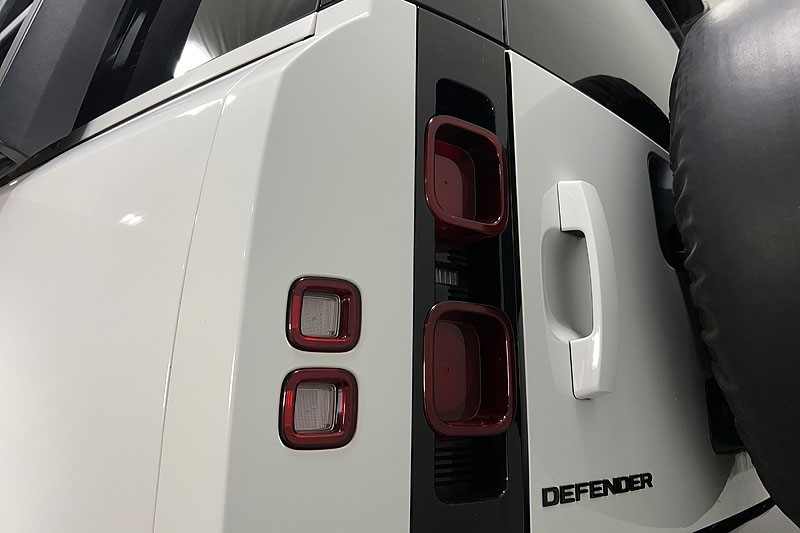 2022 (72) LAND ROVER DEFENDER 3.0 D250 X-Dynamic SE 90 3dr Auto 5248525