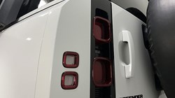 2022 (72) LAND ROVER DEFENDER 3.0 D250 X-Dynamic SE 90 3dr Auto 5248525