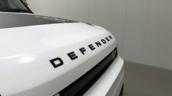2022 (72) LAND ROVER DEFENDER 3.0 D250 X-Dynamic SE 90 3dr Auto 5248537