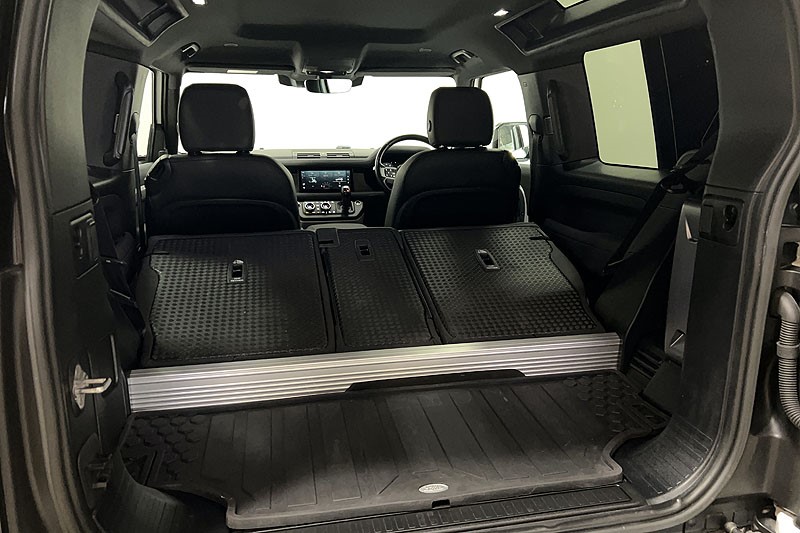 2022 (72) LAND ROVER DEFENDER 3.0 D250 X-Dynamic SE 90 3dr Auto 5248524