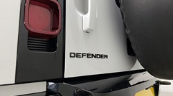 2022 (72) LAND ROVER DEFENDER 3.0 D250 X-Dynamic SE 90 3dr Auto 5248526