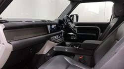2022 (72) LAND ROVER DEFENDER 3.0 D250 X-Dynamic SE 90 3dr Auto 5248517