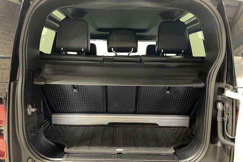 2022 (72) LAND ROVER DEFENDER 3.0 D250 X-Dynamic SE 90 3dr Auto 5248522