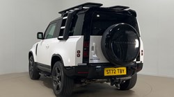 2022 (72) LAND ROVER DEFENDER 3.0 D250 X-Dynamic SE 90 3dr Auto 1