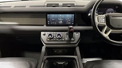 2022 (72) LAND ROVER DEFENDER 3.0 D250 X-Dynamic SE 90 3dr Auto 5248493