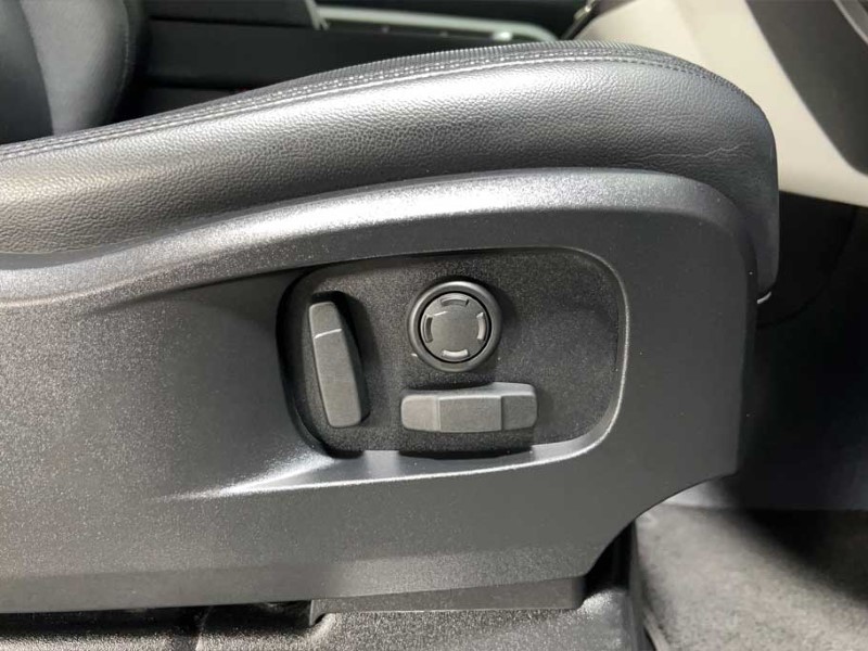 2022 (72) LAND ROVER DEFENDER 3.0 D250 X-Dynamic SE 90 3dr Auto 5336411