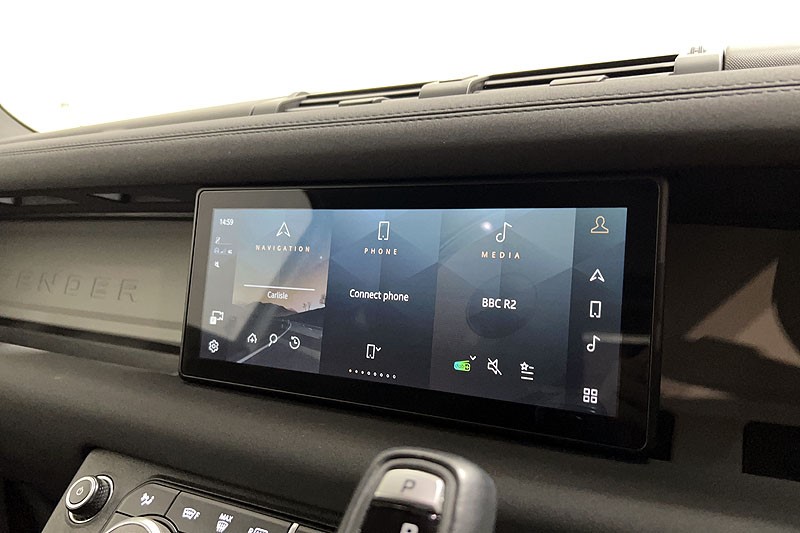 2022 (72) LAND ROVER DEFENDER 3.0 D250 X-Dynamic SE 90 3dr Auto 5248508