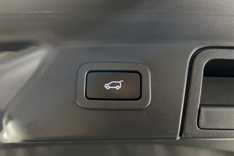 2020 (70) LAND ROVER RANGE ROVER VELAR 2.0 D180 R-Dynamic HSE 5dr Auto 5237239