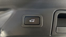 2020 (70) LAND ROVER RANGE ROVER VELAR 2.0 D180 R-Dynamic HSE 5dr Auto 5237239